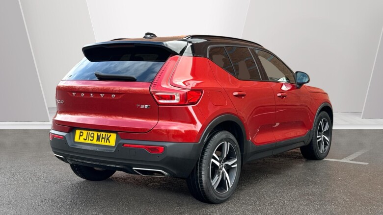 Volvo Xc40 2.0 T5 R DESIGN 5dr AWD Geartronic Petrol Estate